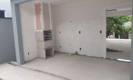 Casa à venda em condomínio fechado em Valinhos - SP.