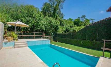 Casa de condomínio à venda em Granja Viana em Cotia - SP.