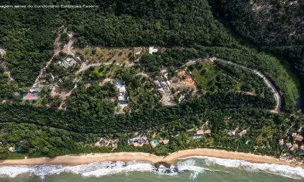 Lote à Venda no Condomínio Estâncias Fasano, Praia de Itapororoca, Porto Seguro - BA