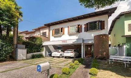 Sobrado de alto padrão à venda no Alphaville Residencial 9 em Santana de Parnaíba - SP