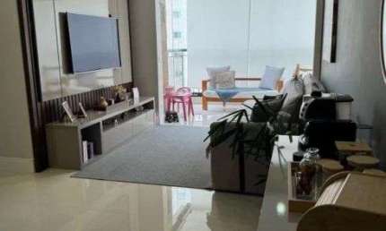 Apartamento à venda no Condomínio Reserva do Alto no bairro Jardim Tupanci em Barueri - SP