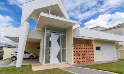 Casa de condomínio à venda no Swiss Park em Campinas - SP.