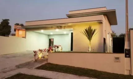 Casa para venda no Condominio Shangrilá em Campinas - SP.