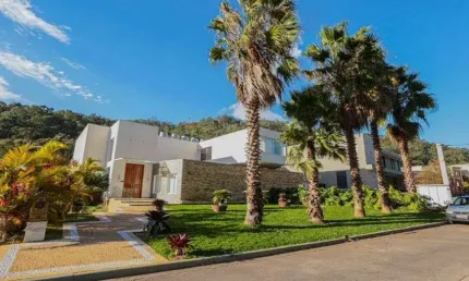 Casa Sobrado de Altíssimo Padrão no Condomínio Residencial Tamboré em Barueri - SP