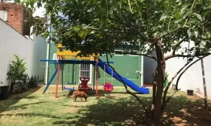 Sobrado à Venda em Jardim dos Oliveiras - Campinas - SP