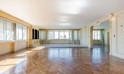 Apartamento de alto padrão à venda no Condomínio Arlanza em São Paulo - SP