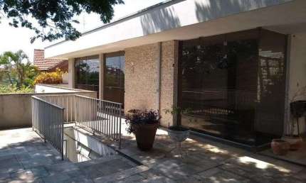 Casa à venda e locação no Taquaral em Campinas - SP.