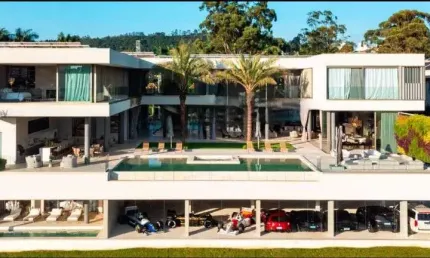 Mansão à venda no Condomínio Residencial Tamboré 2 no bairro Tamboré em Santana de Parnaíba - SP