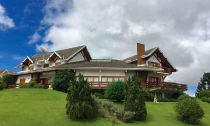 Casa para venda com 820 metros quadrados com 5 quartos em Alto do Capivari - Campos do Jordão - SP