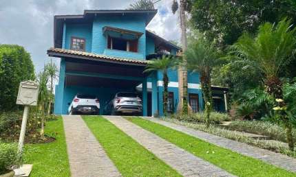 Casa com sobrado à venda no Condomínio Condomínio São Fernando bairro Parque Viana - Barueri - SP