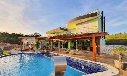 Casa de alto padrão à venda no Condomínio Serra Azul em Itupeva - São Paulo