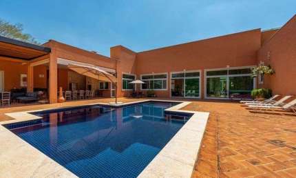 Luxuosa Casa em Condomínio Terras de São José em Itu - São Paulo.