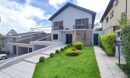 Casa À Venda no Condomínio Alphaville 9, Santana de Parnaíba – SP
