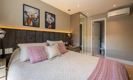 Apartamento mobiliado à venda no Condomínio Chez Vous em Moema, São Paulo - SP