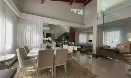 Casa Sobrado à venda no Condomínio Pinheiros Tênis Village no Pinheiros Tênis Village em Cotia - SP