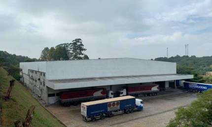 Galpão/Depósito/Armazém para aluguel em Vila Jovina, Cotia - SP