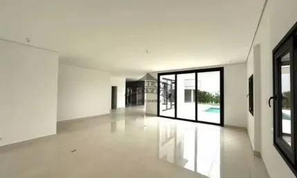 Casa Sobrado alto padrão à venda no Alphaville Granja Viana na Granja Viana em Carapicuíba - SP