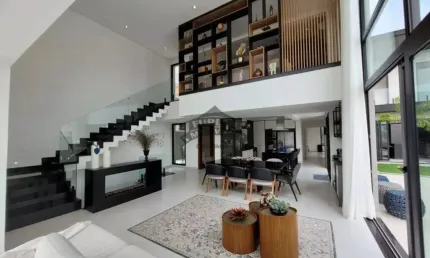 Casa Sobrado alto padrão à venda no Condomínio Reserva Santa Maria em Jandira - SP