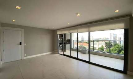 Apartamento para locação no Edifício Vitra no Cambuí em Campinas - SP
