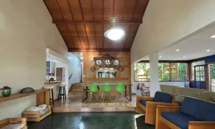 Casa Sobrado alto padrão à venda no Condomínio Fazendinha na Granja Viana em Carapicuíba - SP