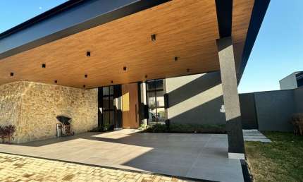 Casa térrea alto padrão à venda no Residencial Saint Patrick em Sorocaba - SP