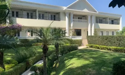 Casa sobrado à venda no Condomínio Grande no Retiro Morumbi em São Paulo - SP