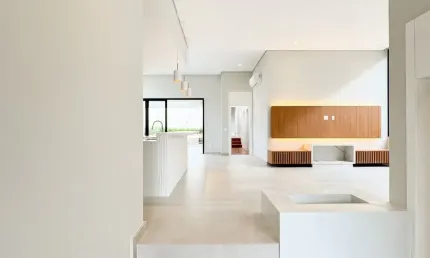 Casa térrea à venda no Condomínio Gênesis II no Alphaville em Santana de Parnaíba - SP