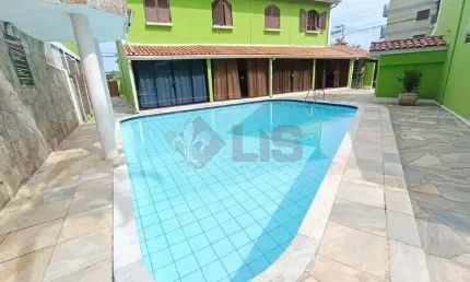 SOBRADO FRENTE MAR NA PRAIA DO INDAIÁ – PÉ NA AREIA!