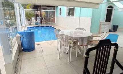 Casa à venda 5 Quartos, 1 Suite, 4 Vagas, 293M², Delfim Verde, Caraguatatuba - SP
