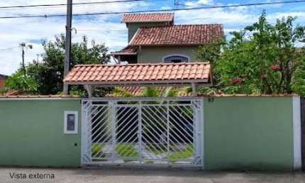 ÁREA CENTRAL - AMPLA CASA, PODENDO SER UTILIZADA PARA MORADIA OU CLINICA, ESCRITÓRIO, RESTAURANTE -