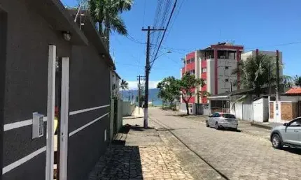 Casa à venda 3 Quartos, 3 Suites, 4 Vagas, Martim de Sá, Caraguatatuba - SP