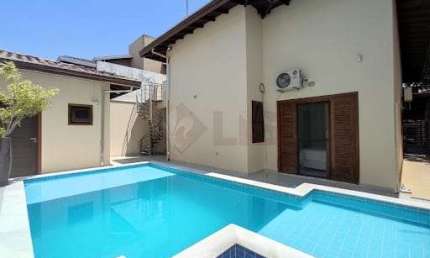 Casa à venda 3 Quartos, 2 Suites, 4 Vagas, 217M², Indaiá, Caraguatatuba - SP