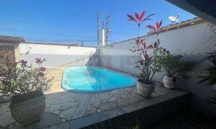 Casa à venda 2 Quartos, 3 Vagas, Praia das Palmeiras, Caraguatatuba - SP