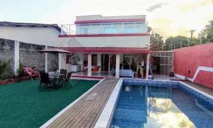 Casa à venda 3 Quartos, 1 Suite, 4 Vagas, 360M², Jardim Britânia, Caraguatatuba - SP