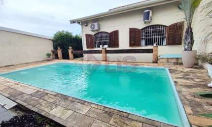 Casa à venda 2 Quartos, 1 Suite, 4 Vagas, 187M², Martim de Sá, Caraguatatuba - SP