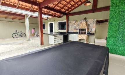 Casa para Locação 4 Quartos, 2 Suites no bairro Sumaré, Caraguatatuba - SP