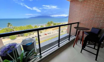 Apartamento para locação definitiva frente mar no Indaiá, Caraguatatuba, SP