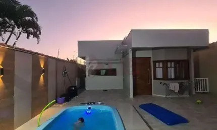 Oportunidade Imperdível: Casa Térrea à Venda em Porto Novo - Lado Praia!