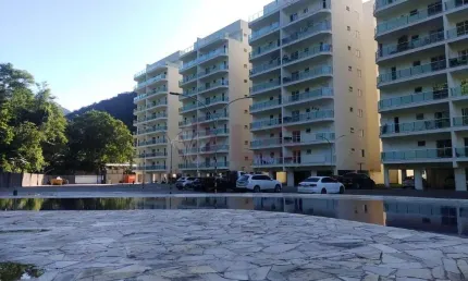 Apartamento novo no Cidade Jardim com 2 dormitórios e varanda gourmet
