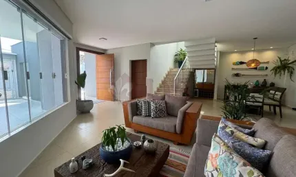 Oportunidade Única em Caraguatatuba: Sua Casa dos Sonhos Espera por Você!