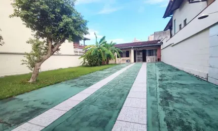 Casa à venda no bairro Indaiá, para quem busca localidade e uma ótima casa individual