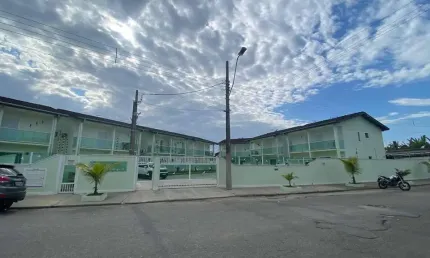 Casa a Venda em Condomínio no Porto Novo – A poucos metros da praia!