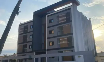 Apartamento em fase final, praia do aruan, apenas 400 mts da orla da praia
