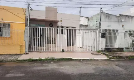 Casa com 4 quartos à venda na Rua Amando Fontes, Industrial, Aracaju