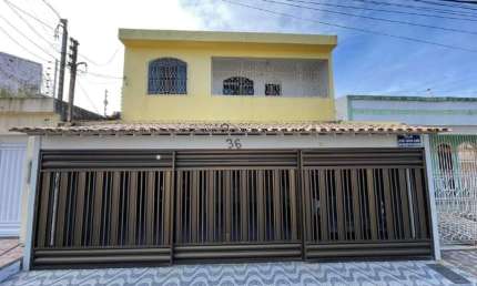 Casa com 4 quartos à venda na Rua José Jesus Lima, Getúlio Vargas, Aracaju