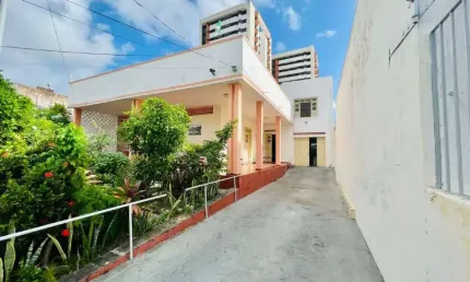 Casa com 4 quartos à venda na Rua Riachuelo, São José, Aracaju