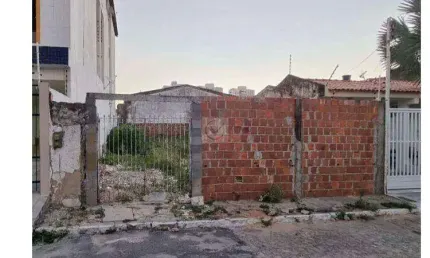 Terreno à venda na Travessa Vicente Rodrigues, Farolândia, Aracaju