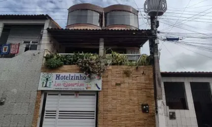 Casa para aluguel, 3 quartos, 2 suítes, 1 vaga, Olaria - Aracaju/SE