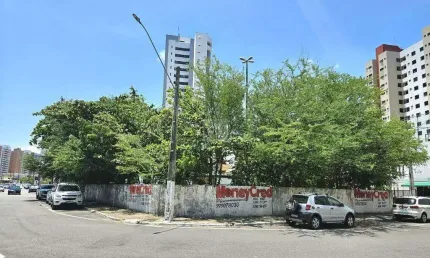 Terreno à venda na Rua Poeta João Freire Ribeiro, Jardins, Aracaju