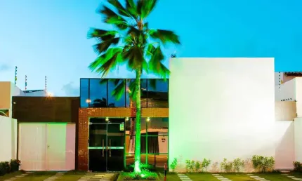 Oportunidade Imperdível: Imóvel Comercial Mobiliado em Localização Nobre